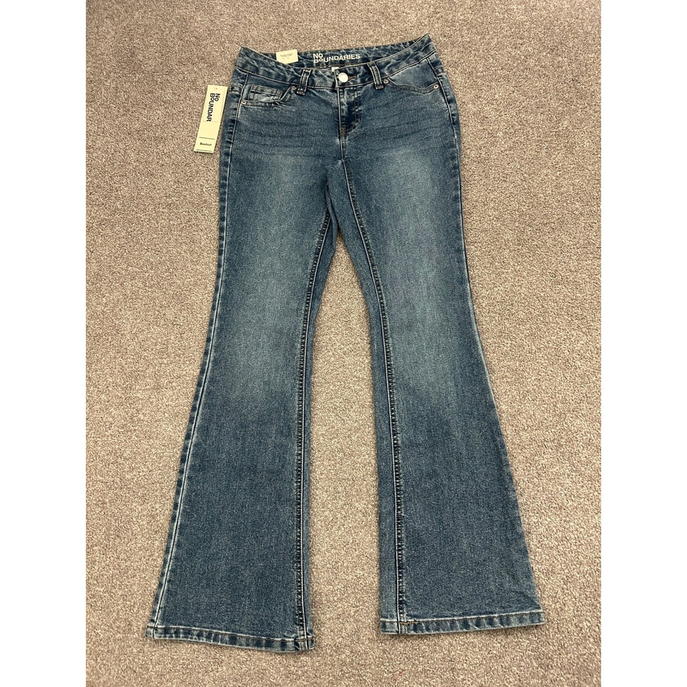 No Boundaries Bootcut Jeans Juniors 4 Blue NWT Mid Rise Novelty Stitch Butterfly